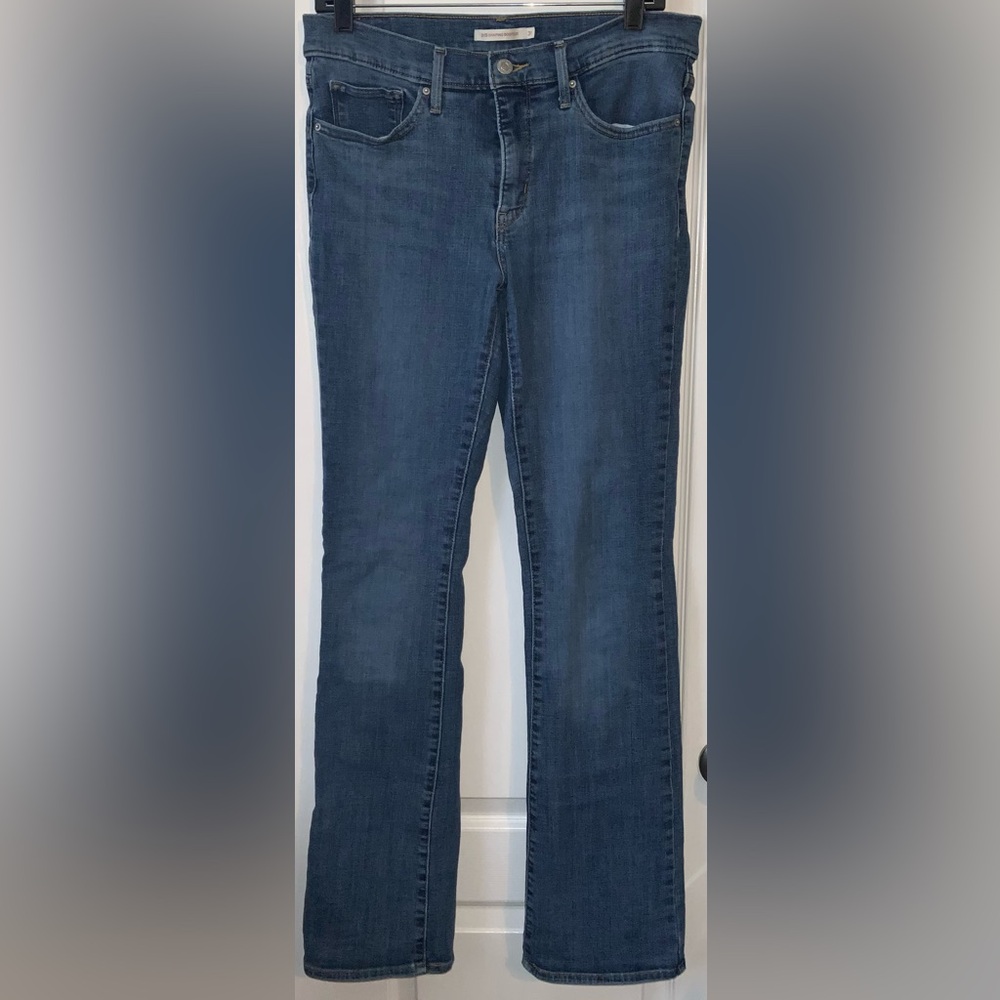 Levi’s 315 Shaping Boot Cut Jeans Size 31